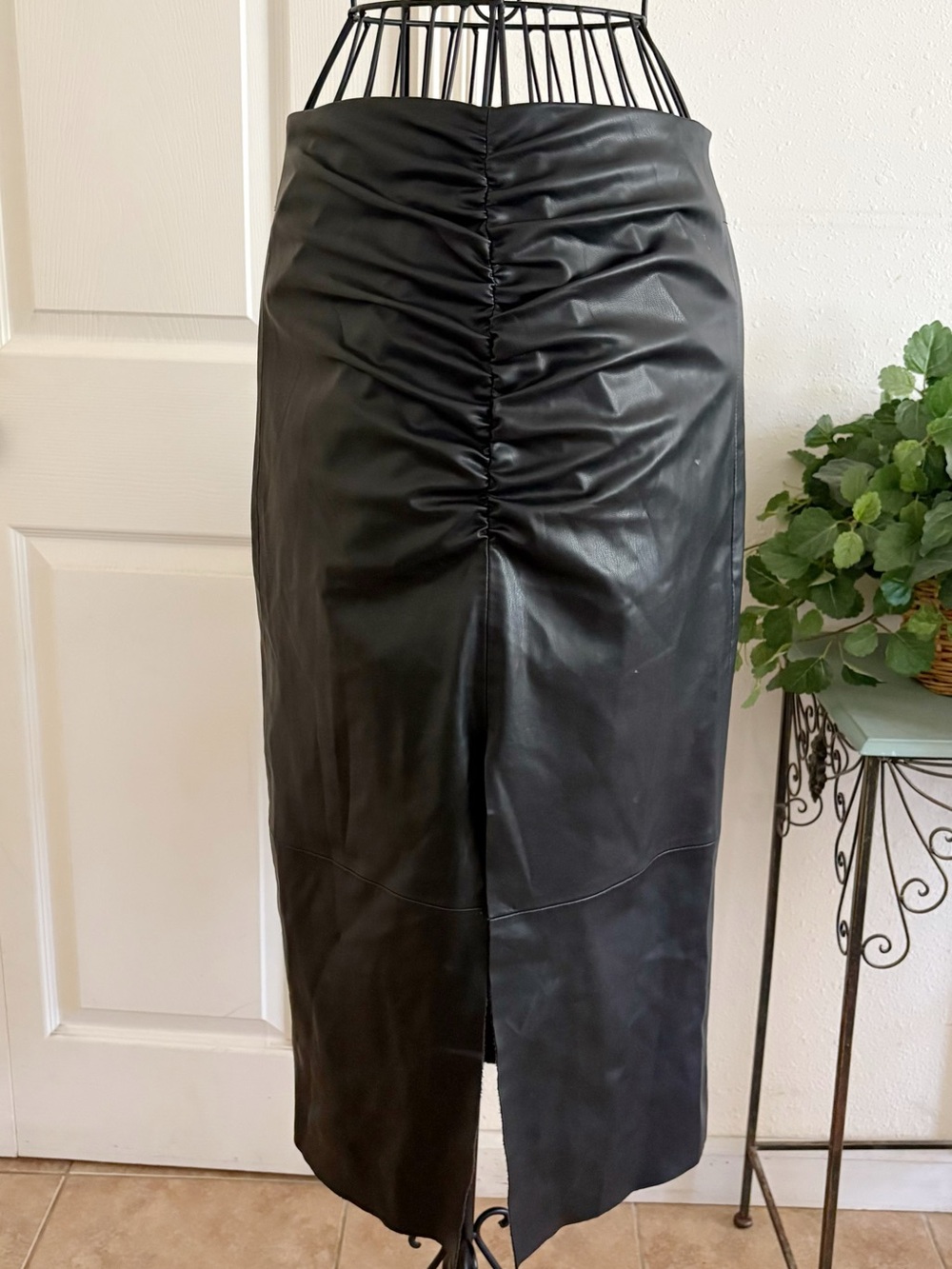 Zara Black Ruched Faux-Leather Midi Skirt with Front Slit